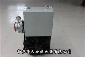 攪拌車(chē)散熱器